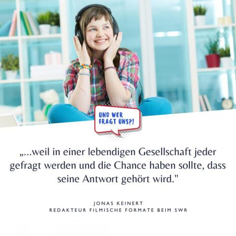 Junges Mädchen hört Musik