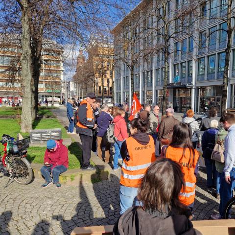Am Paradeplatz in Mannheim findet ein Zwischenhalt statt