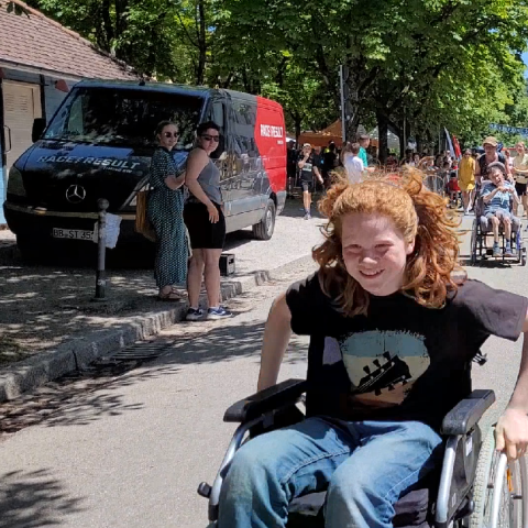 Schnellster im Inklusionslauf mit dem Rolli