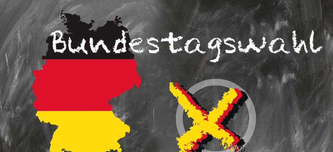 Deutschlandumriss in schwarz rot und gold. Bundestagswahl